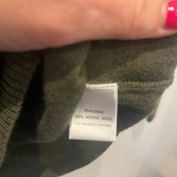 Pendleton 100% Merino Wool Sweater Career Women's Green Turtleneck Size Medium - Picture 7 of 9